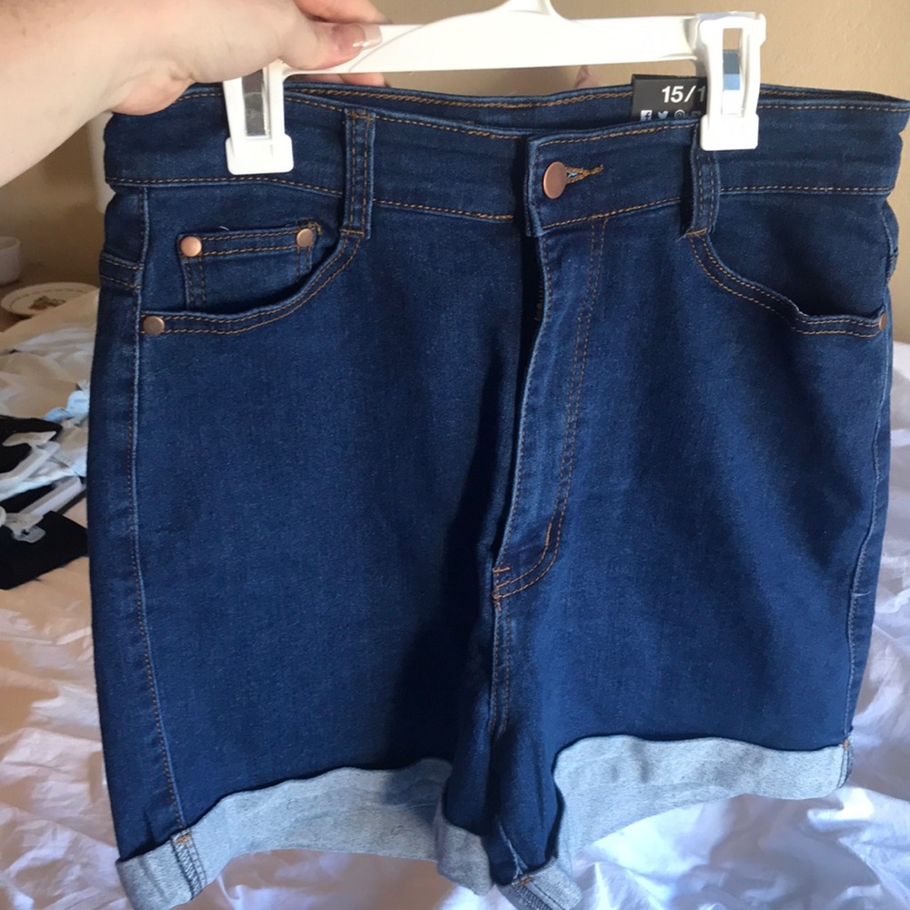 Fashion Nova Carter Denim High-rise Medium Blue wash Size 15/16. New w/tags!